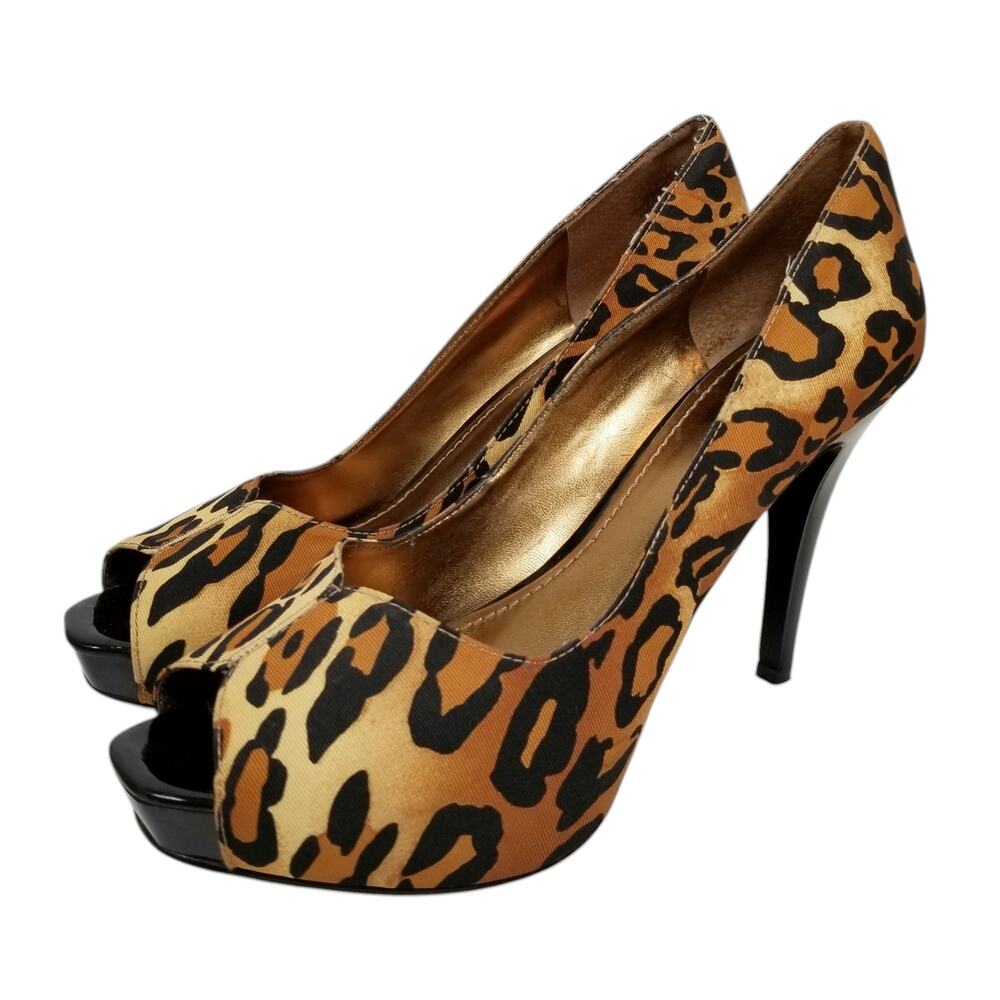 Nine West Women's Bonfire Leopard Print Peep Toe Stiletto Heels Size 9